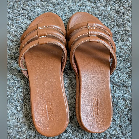 NWT OluKai Fox Brown Tiare Rubber Slide Women's 9 - Picture 3 of 5
